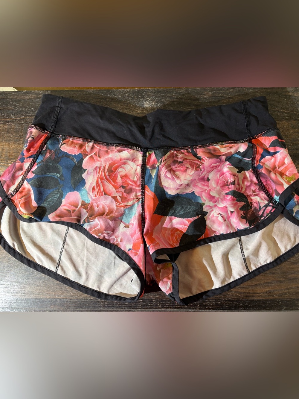 Lululemon Run Speed Shorts - Pink Rose Print